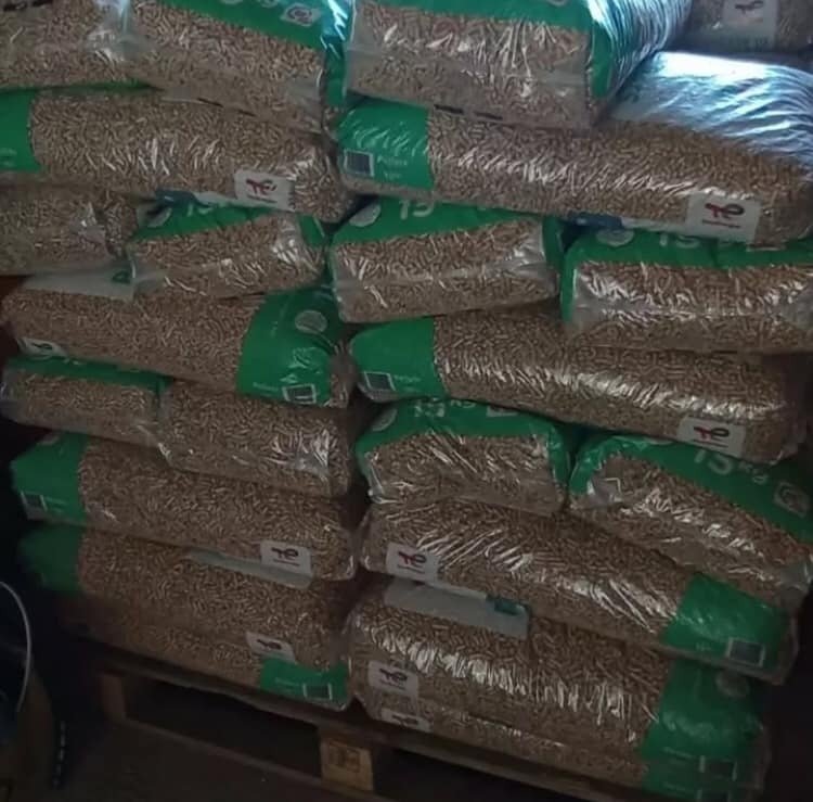 sac de chutes de bois – bois d'allumage naturel sac de chutes de bois – bois d'allumage naturel